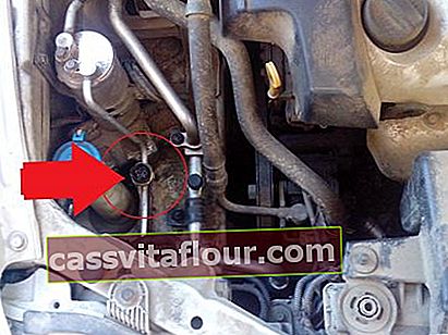 kontrola tlakového senzoru klimatizace automobilu