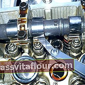 Nastavení ventilu Hyundai H-1 (Starex)