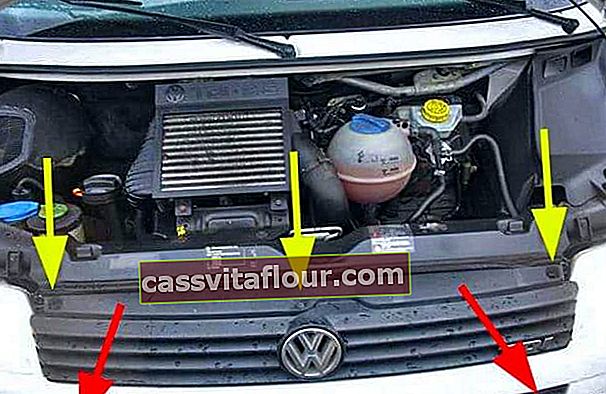Решітка радіатора VW Transporter 2.5 TDI
